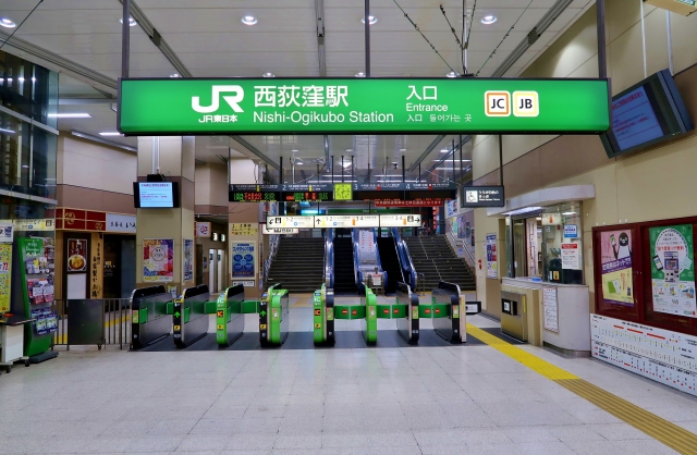 西荻窪駅の風景